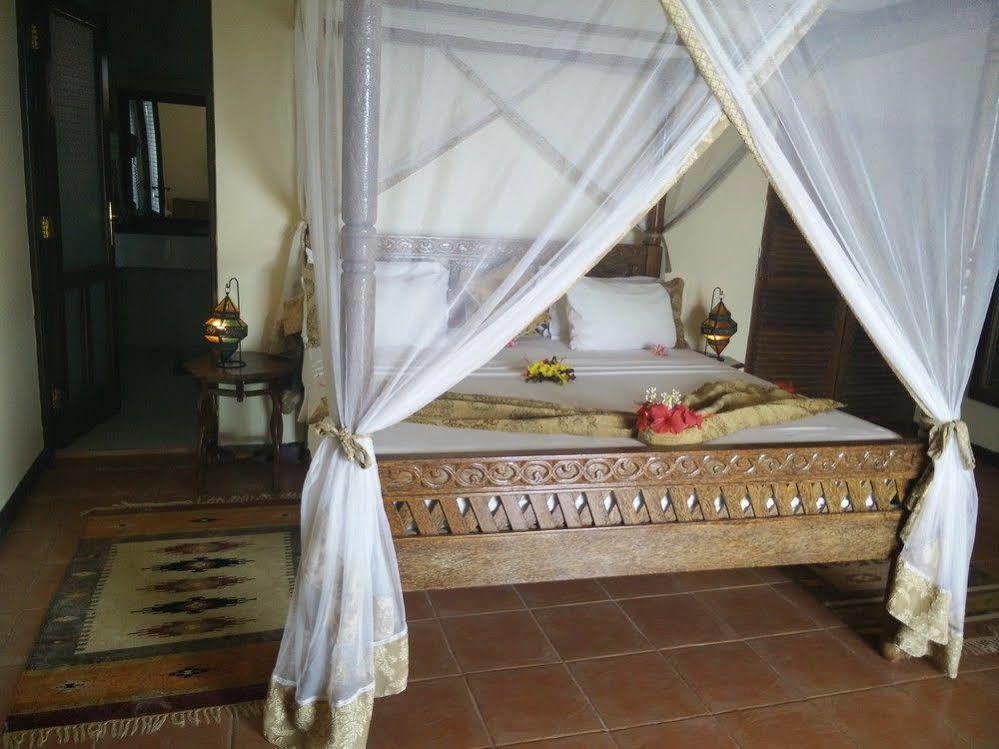 Arabian Nights Hotel Paje Bagian luar foto