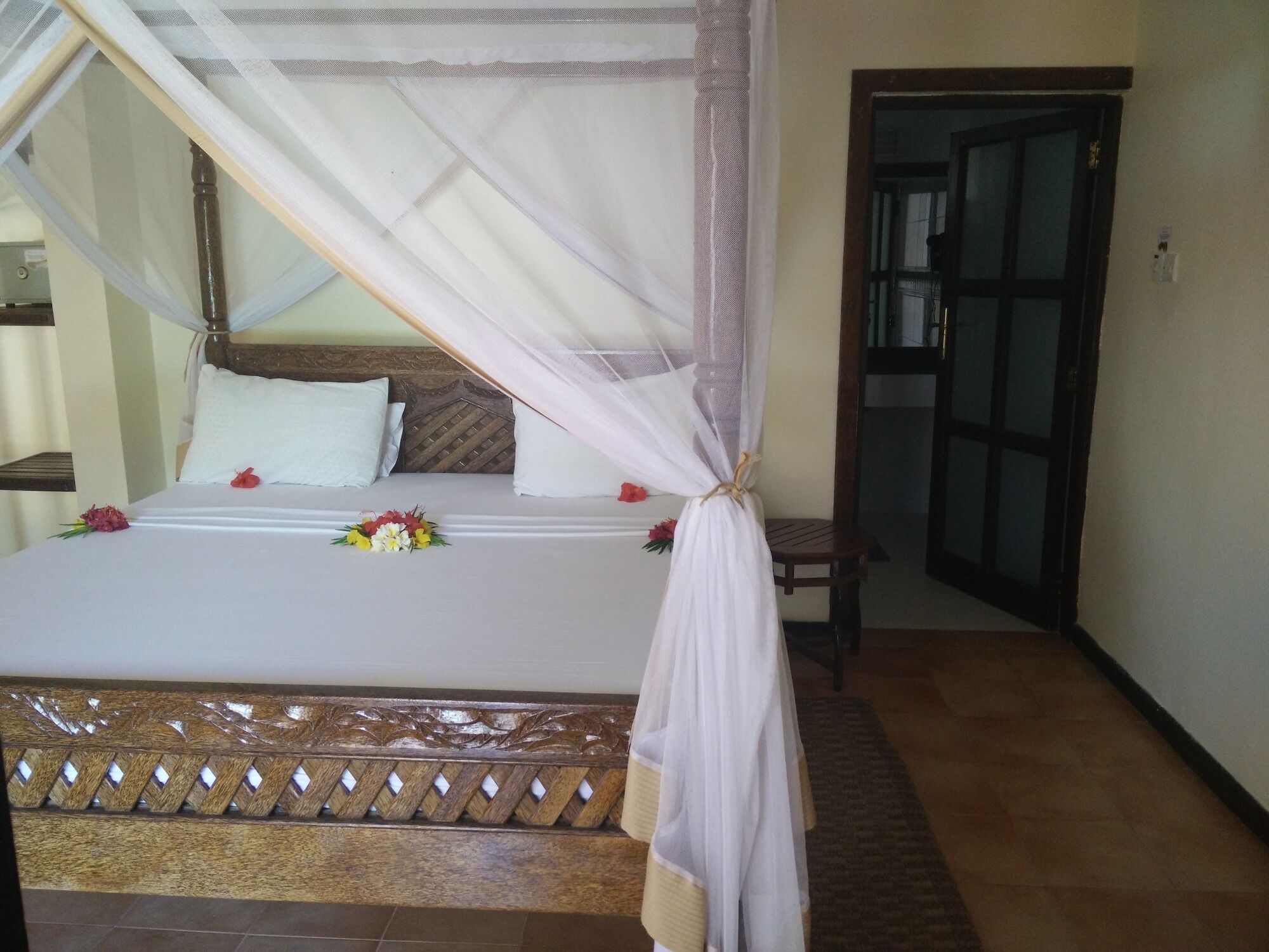 Arabian Nights Hotel Paje Bagian luar foto